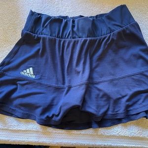 Woman’s Adidas tennis skirt